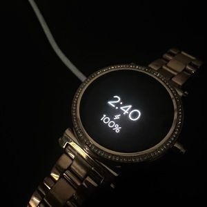 Sofie Micheal Khors Smart watch